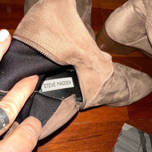 STEVE MADDEN WOMEN’s GABRIANA SLOUCH BOOTS-Very good condition. perfect zippers - Picture 12 of 13